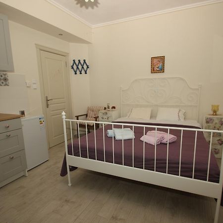 Angels Home Platanitis Bagian luar foto