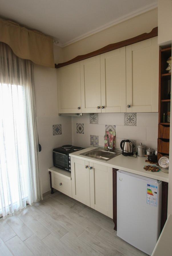 Angels Home Platanitis Bagian luar foto