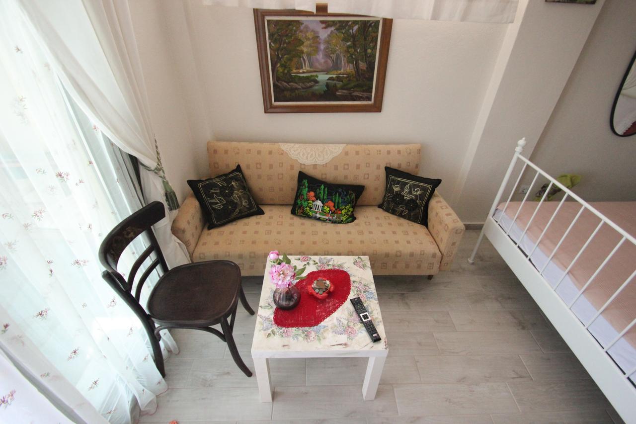 Angels Home Platanitis Bagian luar foto